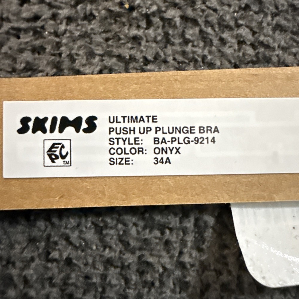 Skims Ultimate Push Up Plunge Bra - NWT - Onyx - 34A - Picture 4 of 4